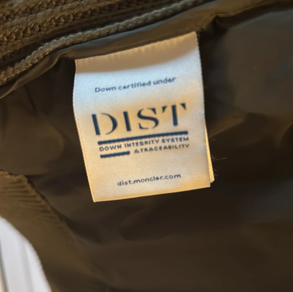 Olivgrön stickad hybridjacka från Moncler - 3