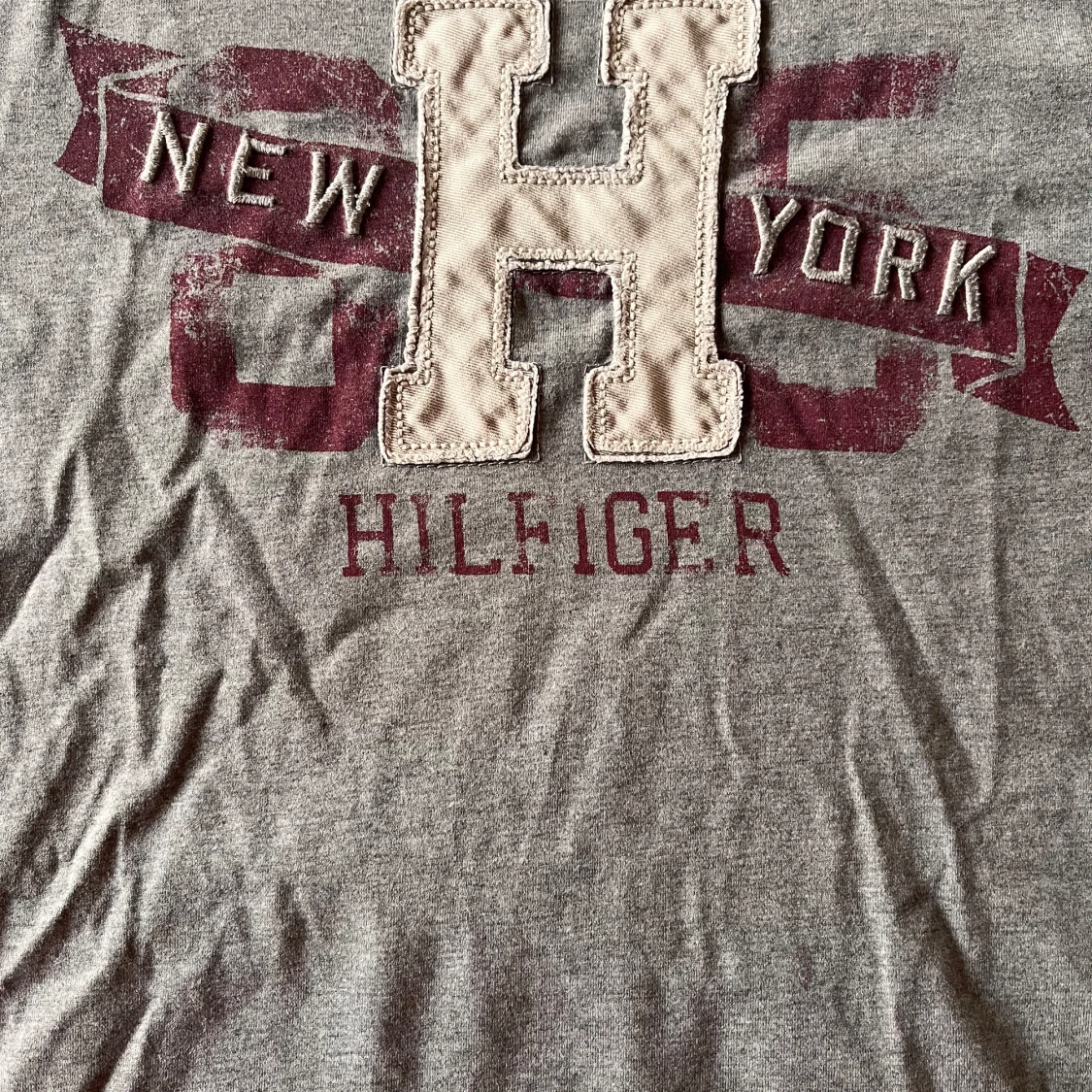 Tommy Hilfiger T-shirt  - 1