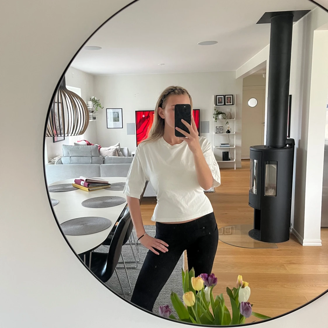 Vit croppad topp med knyt i ryggen