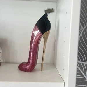 Carolina Herrera Good Girl Glam - 50ml, se bild för återstående mängd