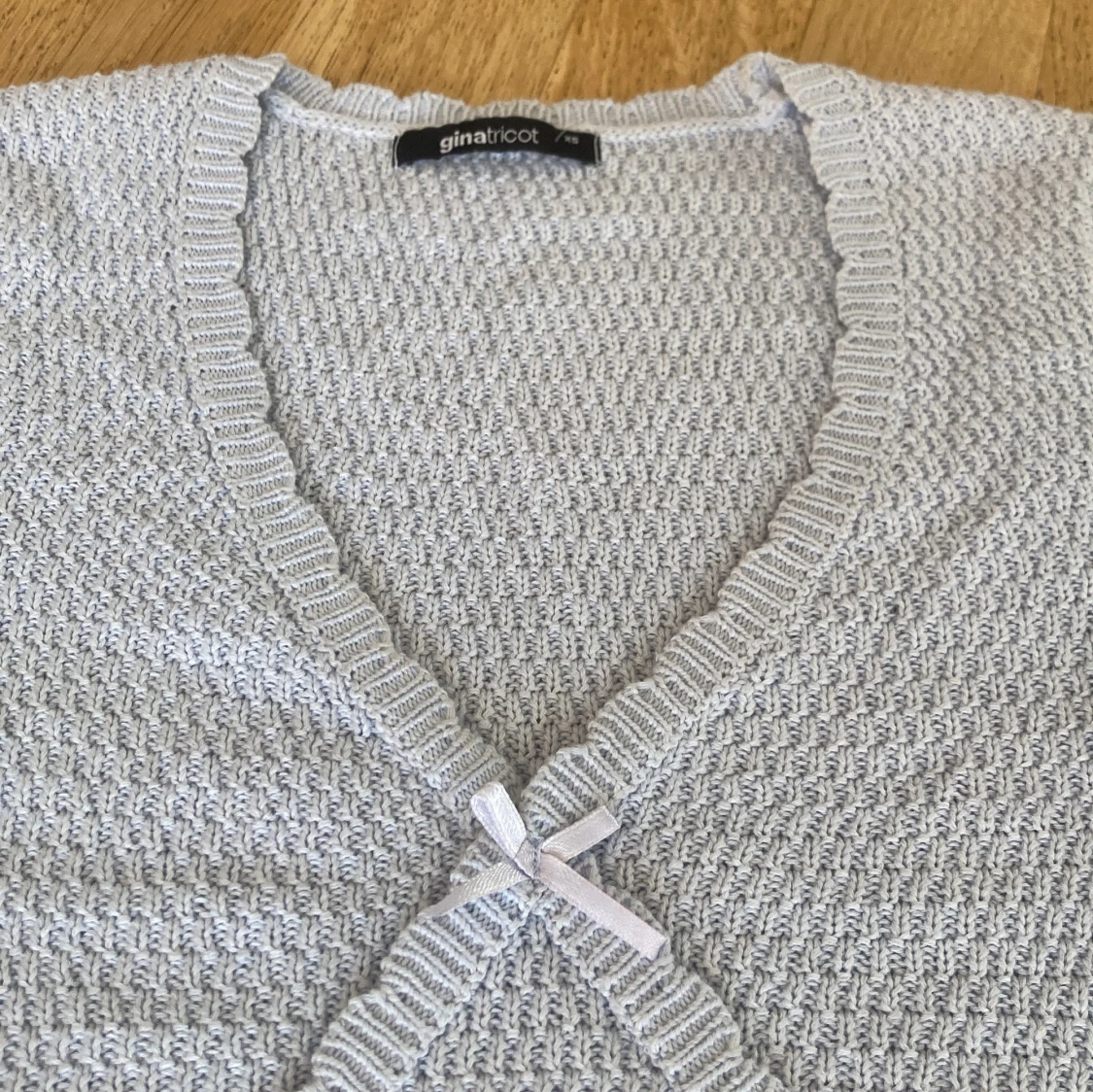 Ljusblå stickad topp Gina Tricot - 1