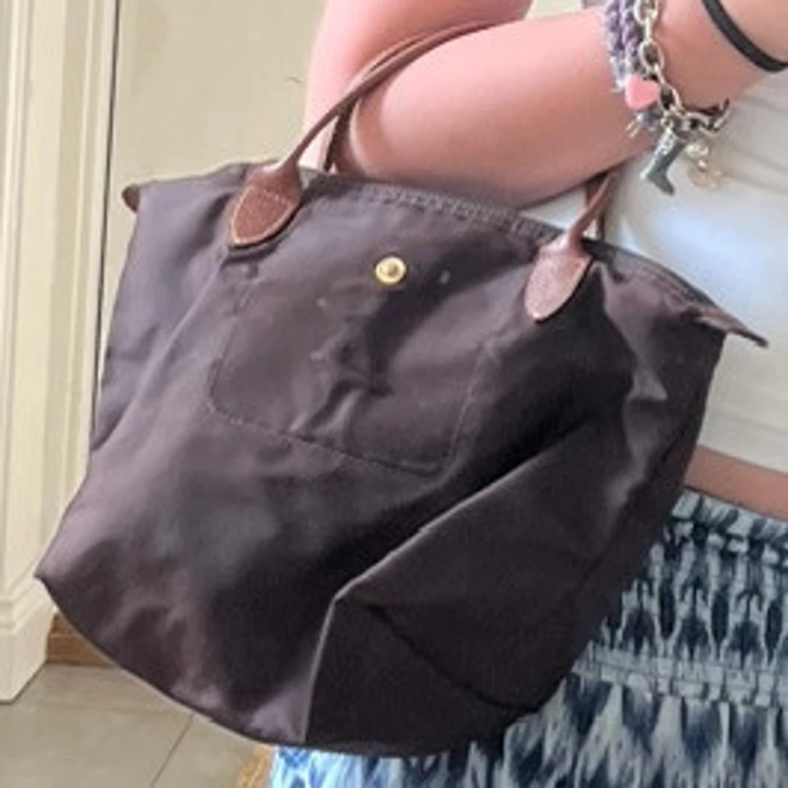 Brun Longchamp handväska i nylon