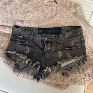 One teaspoon shorts  - Säljer nu mina supersnygga Lågmidjade one teaspoon shorts då dom blivit försmå💗