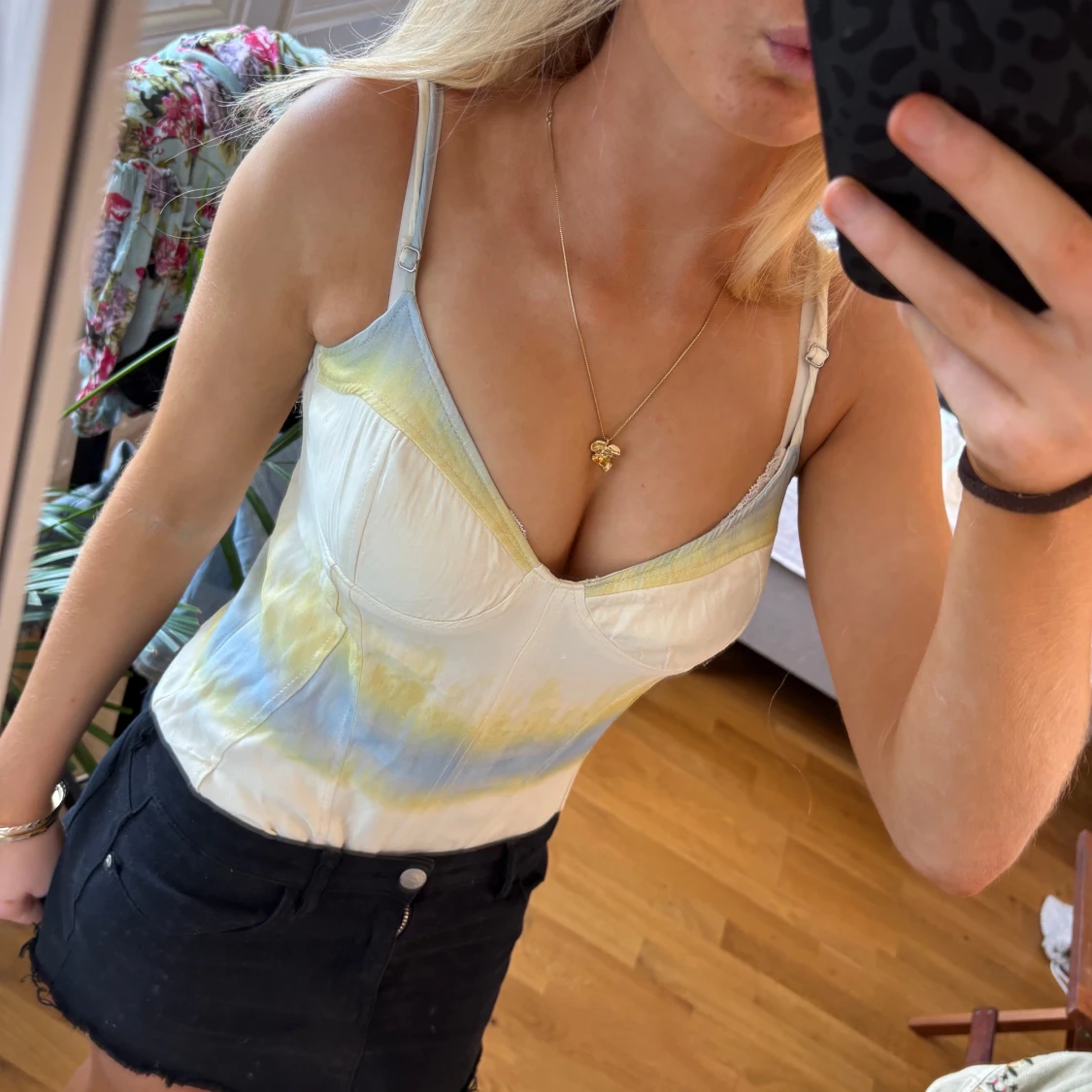 Pastellfärgad korsett-body från Zara - 1