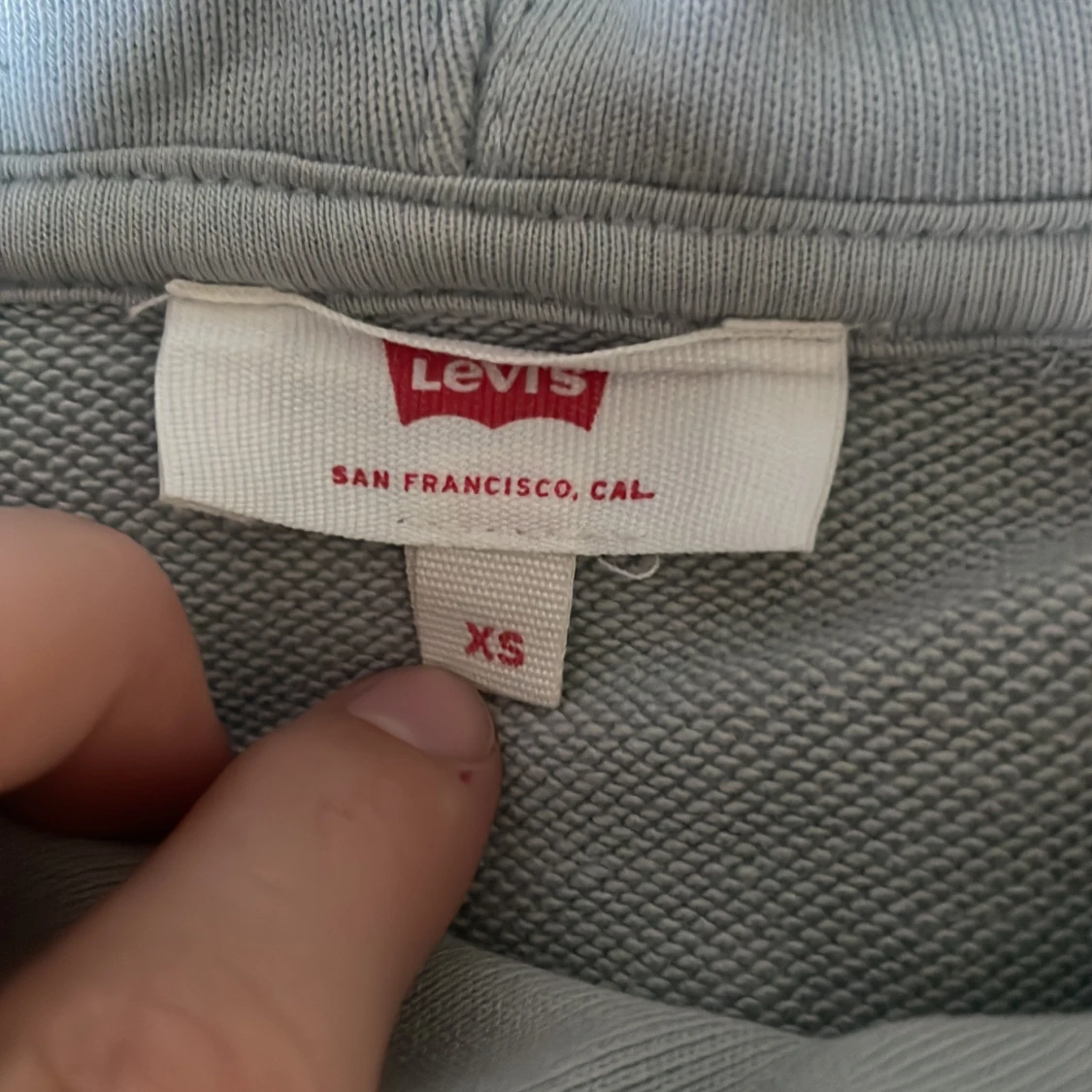 Ljusgrå/blå Levi's hoodie med tryck - 4