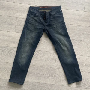 Jack & Jones (Jeans) - Heta jeans från Jack & Jones. 10/10 skick.  Storlek 31, 32