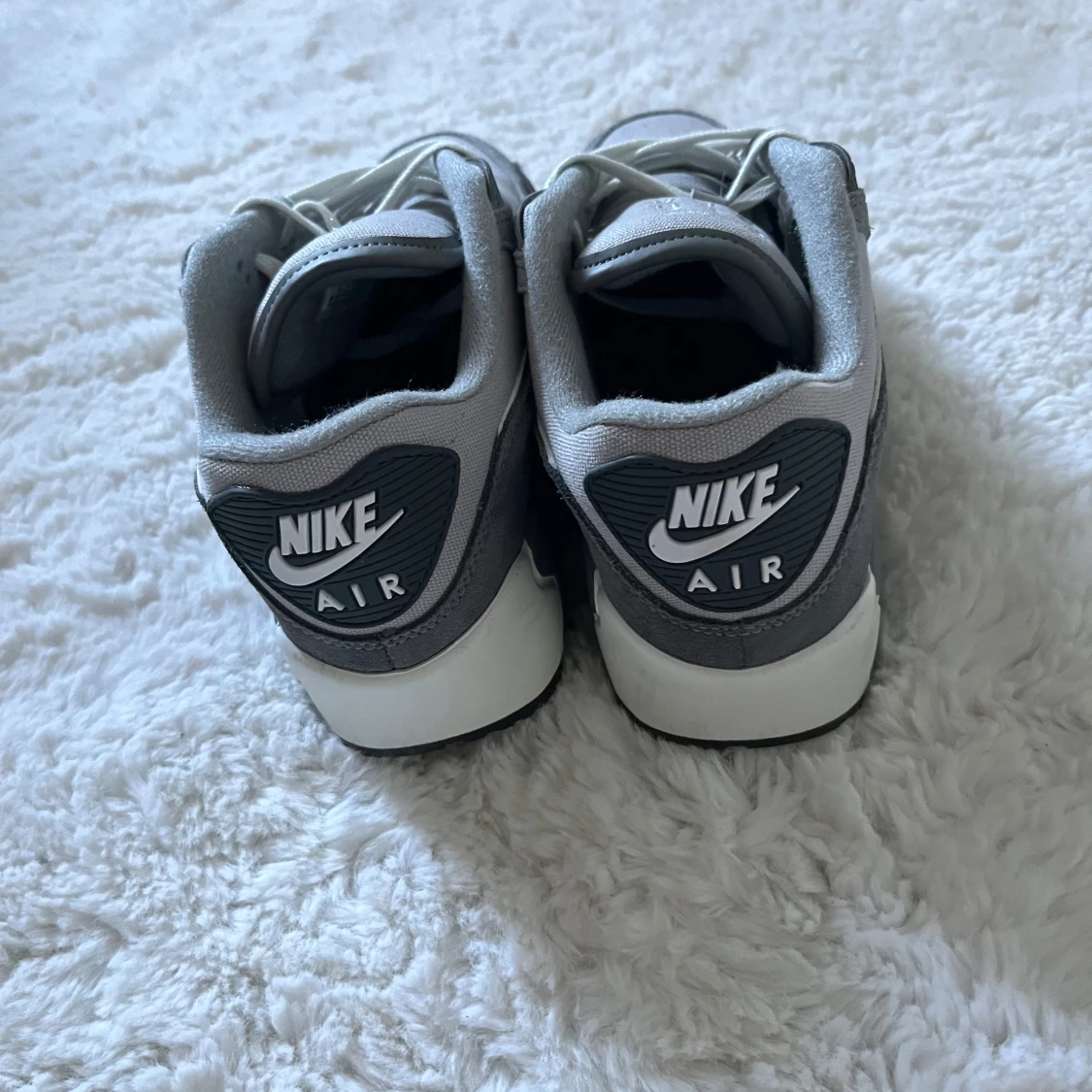 Nike Air Max 90 greay smoke limited edition  - 1