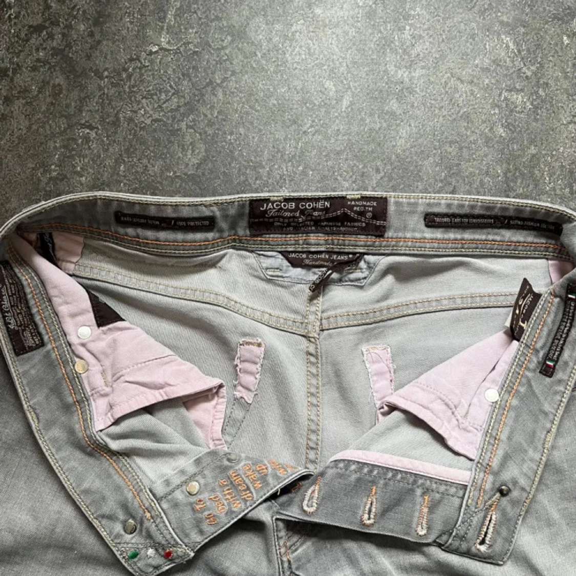 Grå jeans från Jacob Cohen, stl 34 - 2
