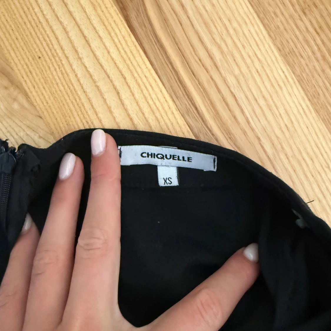 Svart kortkjol från Chiquelle XS - 2