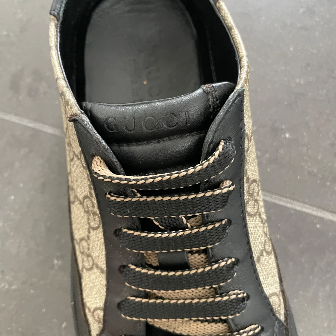Gucci sneakers med GG-mönster - 4