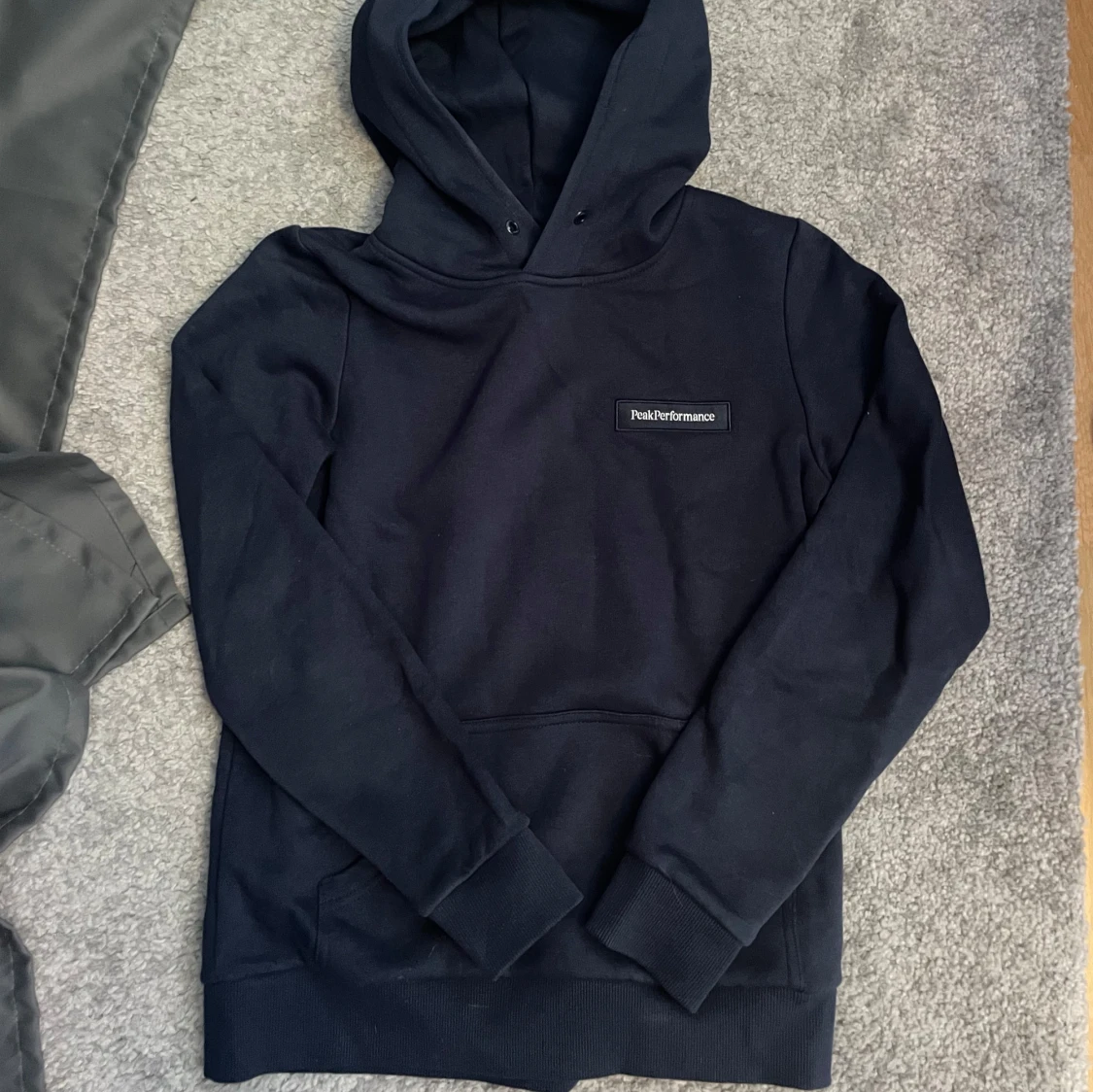 Mörkblå Peak Performance S - 1