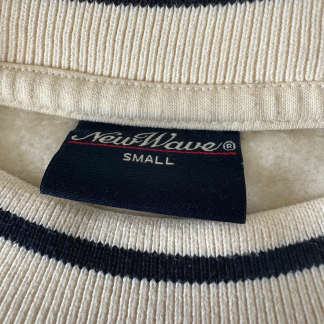 Beige sweatshirt från New Wave S - 1