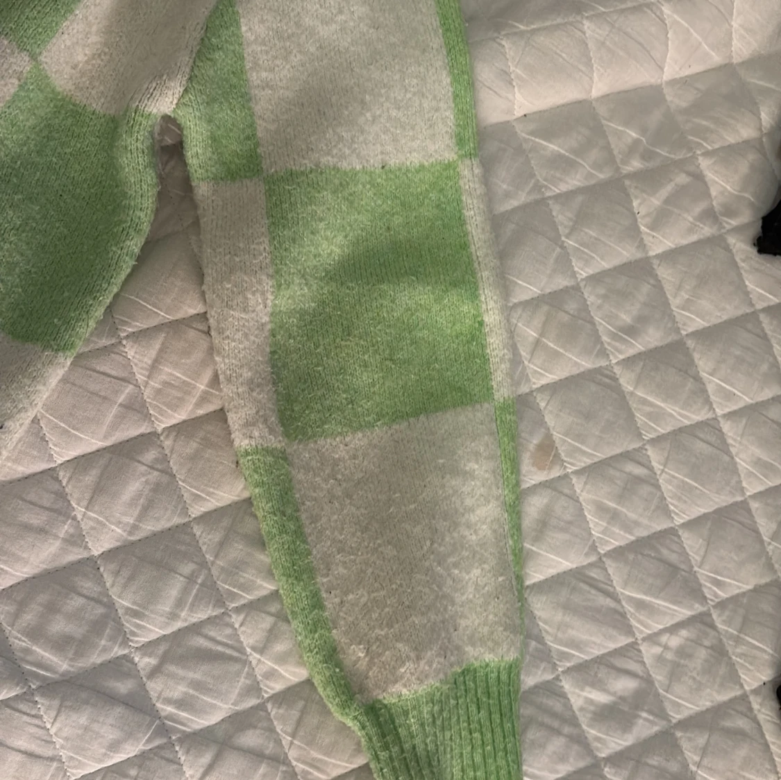 Grönvit rutig stickad tröja H&M - 3