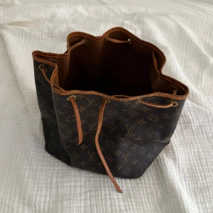 Louis Vuitton noé - Köpt på the vintage bar i Köpenhamn 