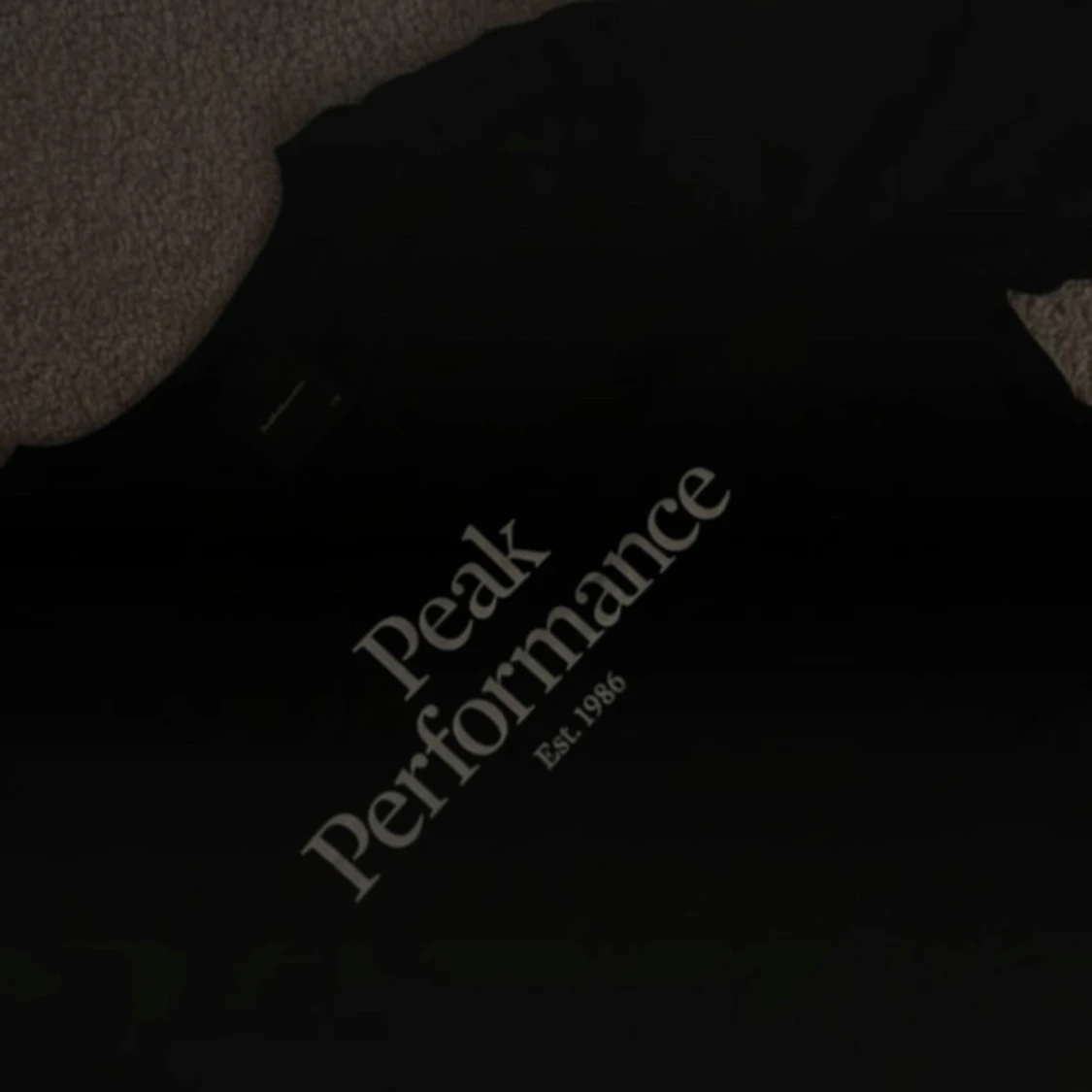 Svart Peak Performance t-shirt - 1