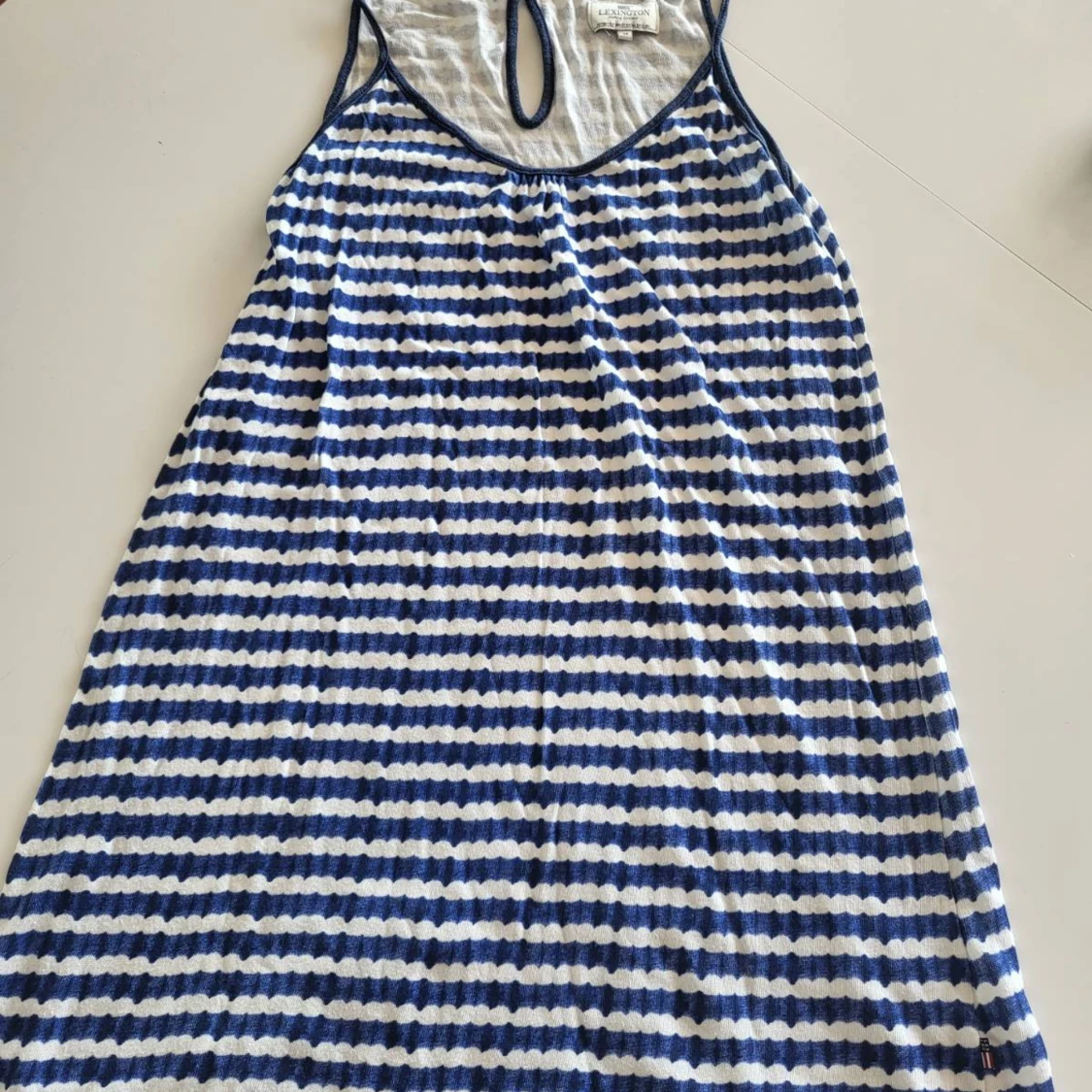 Randig sommarklänning från Lexington