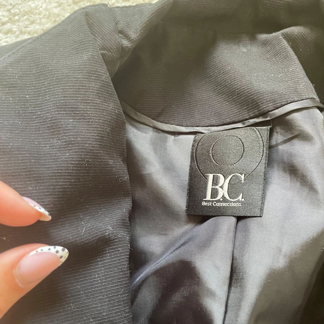 Svart croppad kavaj från Best Connections - 1