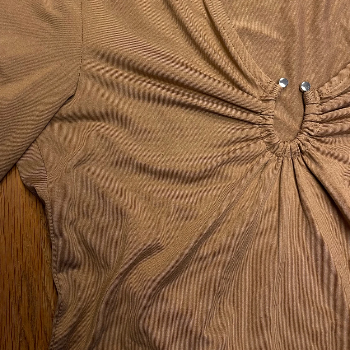 Beige långärmad topp - 1