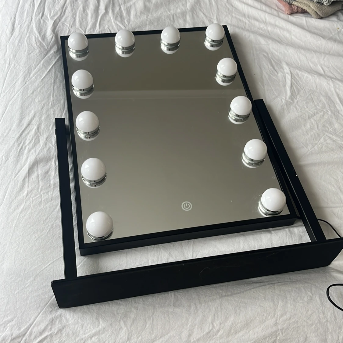 Sminkspegel med LED-lampor