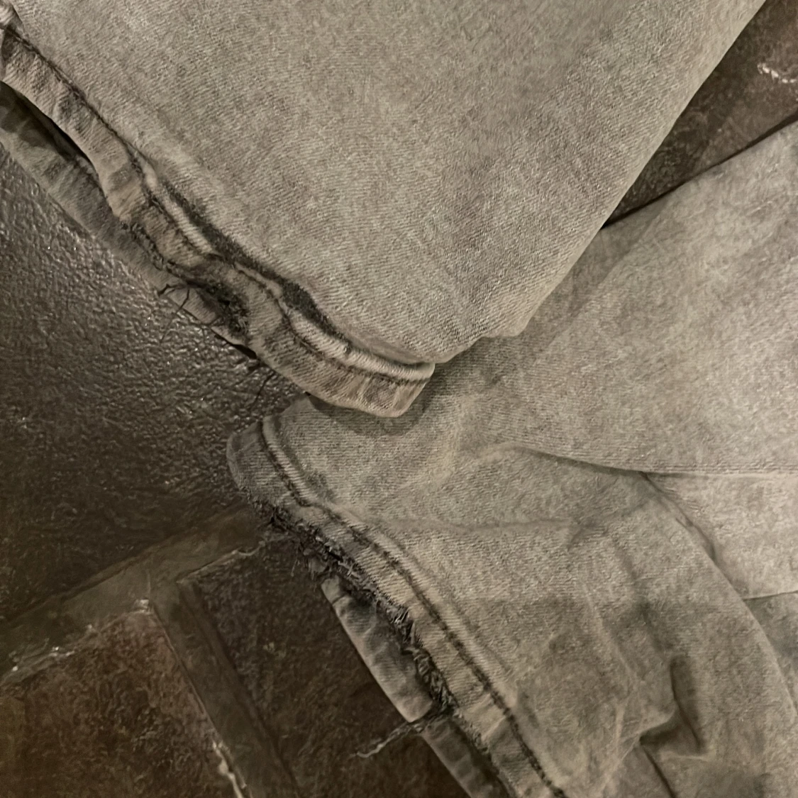 Grå bootcut jeans - 3