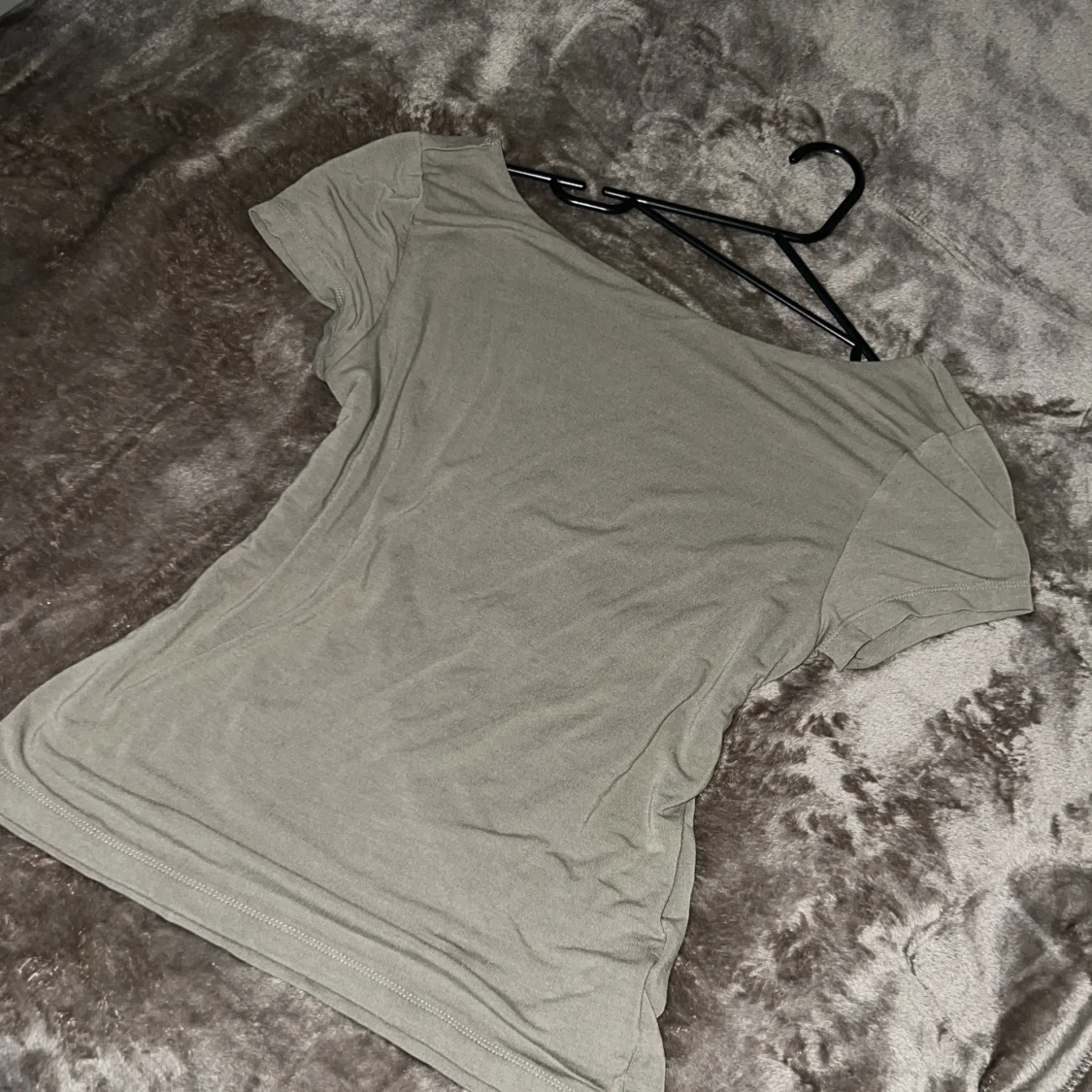 Beige topp från Gina Tricot