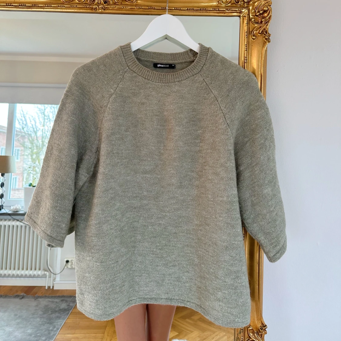 Gina stickad tröja  - 1