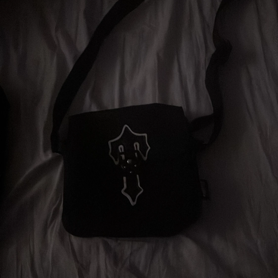 Svart axelväska från Trapstar