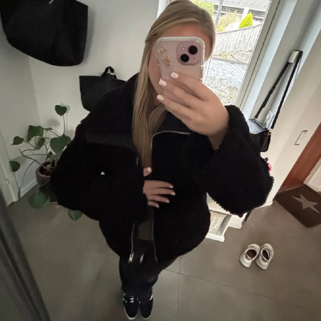 Svart teddy jacka - 1