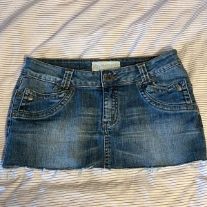 Jeans Kjol - Midjemått: 39cm 💖