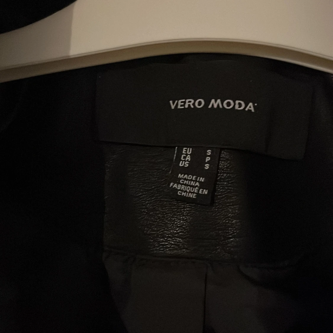 Svart skinnjacka från Vero Moda - 1