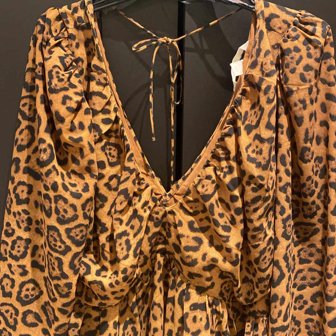 Leopardmönstrad blus från H&M - 4