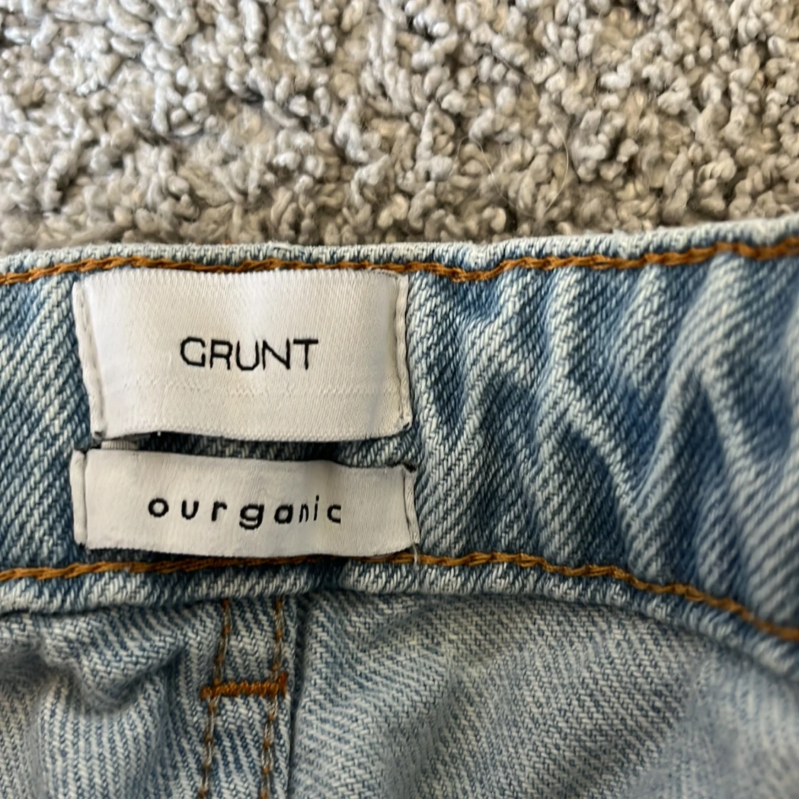 Ljusblå jeanse från grunt - 4