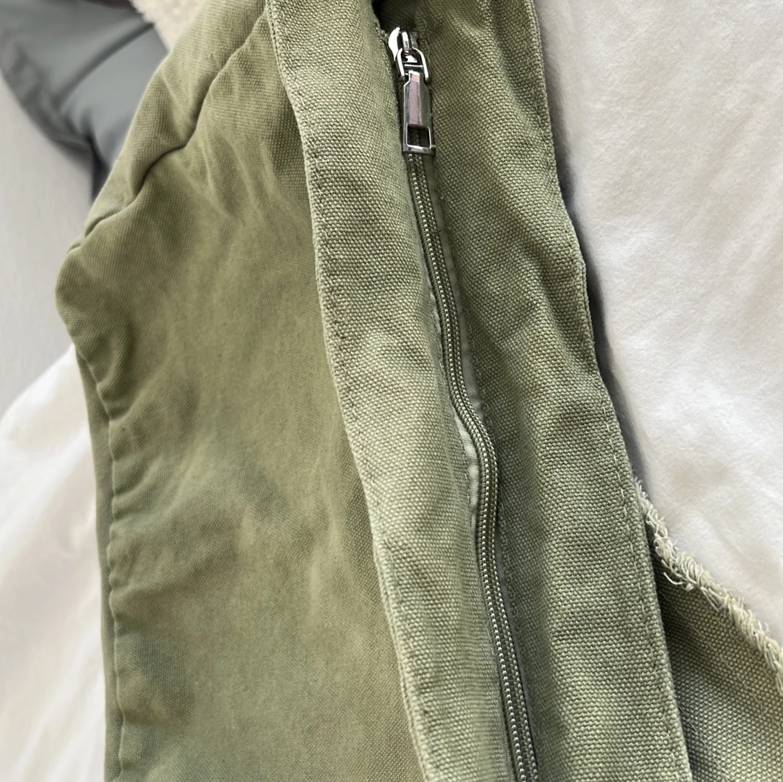 Supercool olivgrön väska (perfekt skolväska) - 4