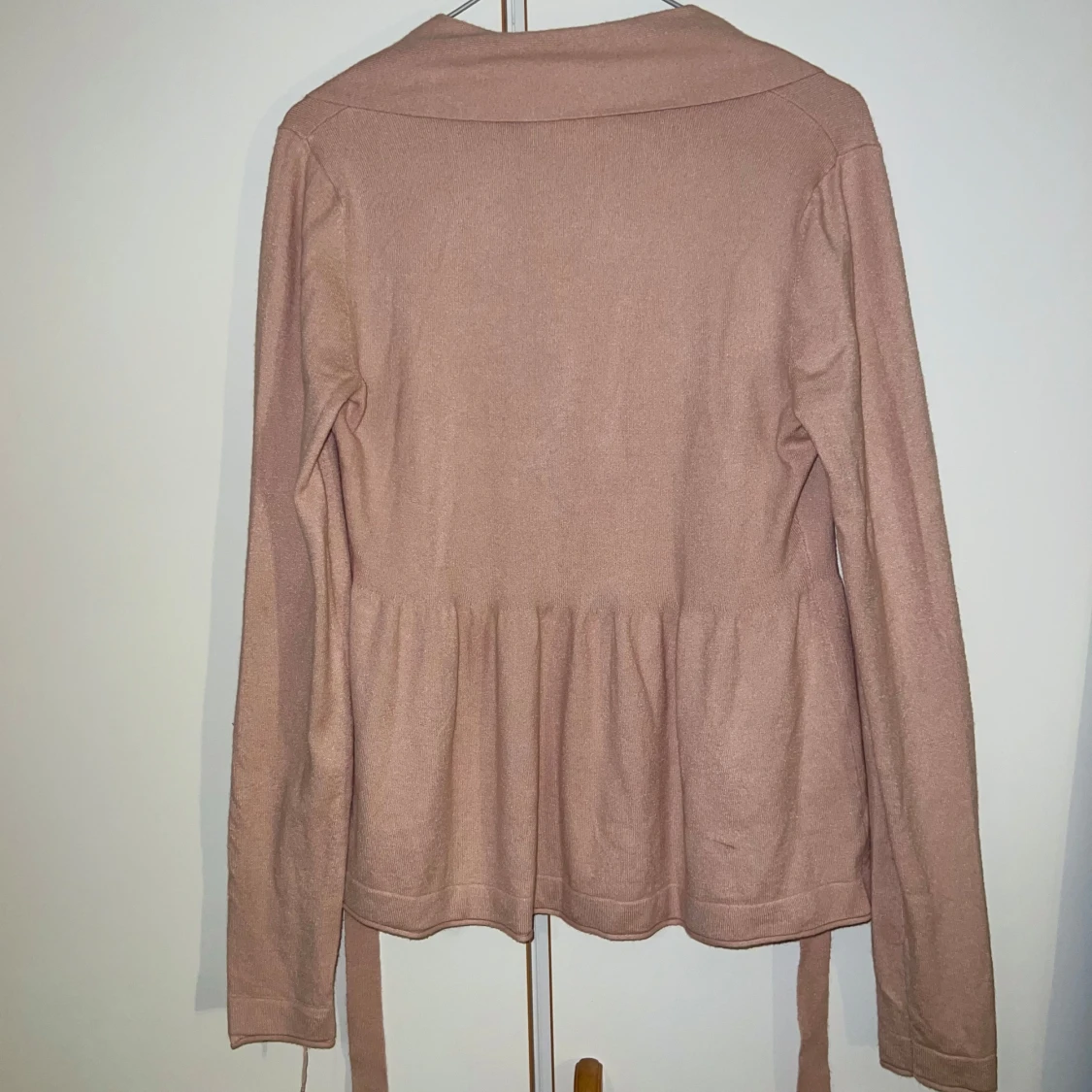 Rosa kofta med knyt från Vero Moda - 4