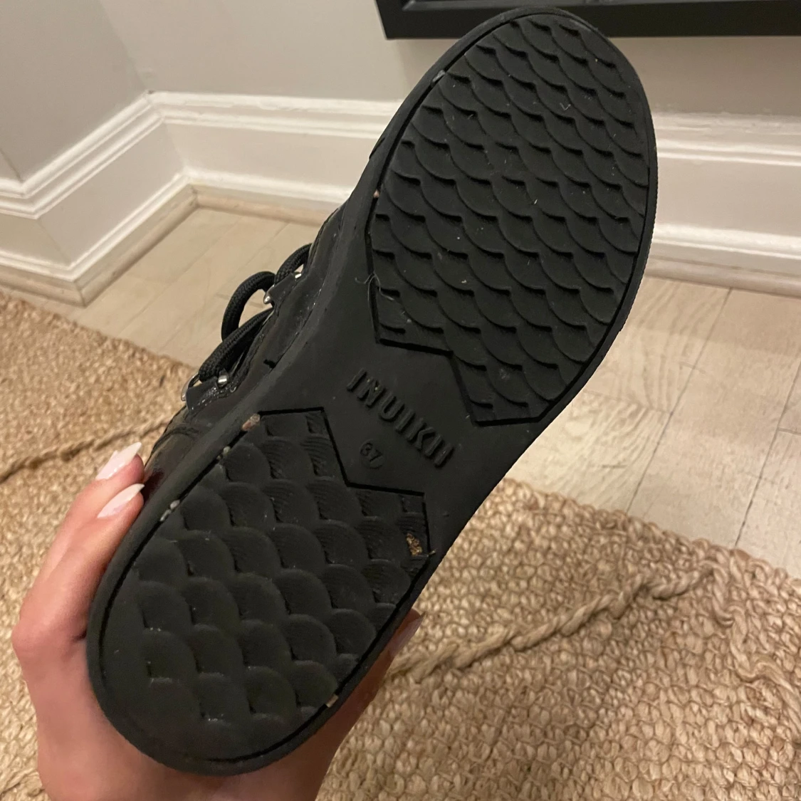 Svarta Moon Boots från Inuikii - 4