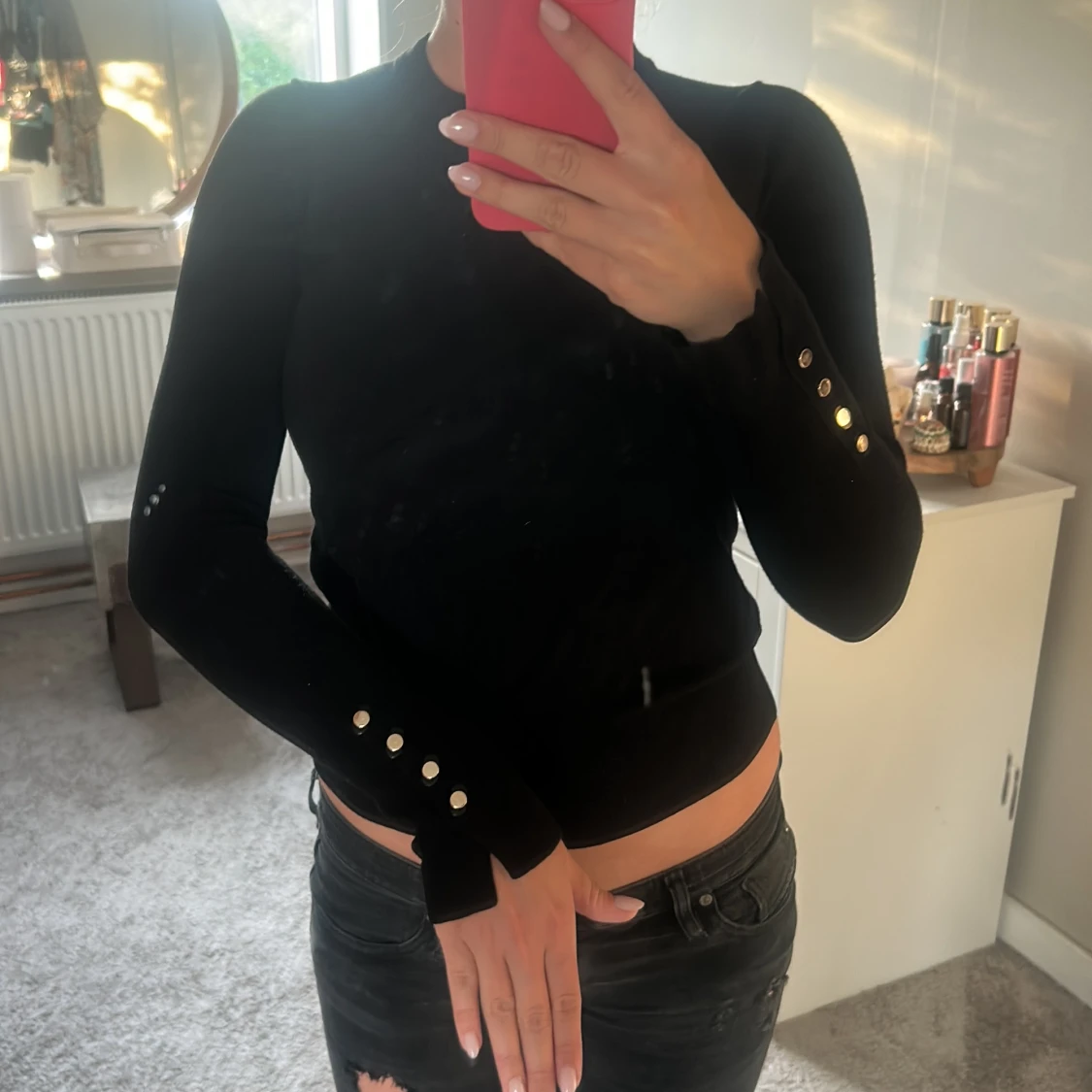 Svart stickad tröja med knappar från Zara