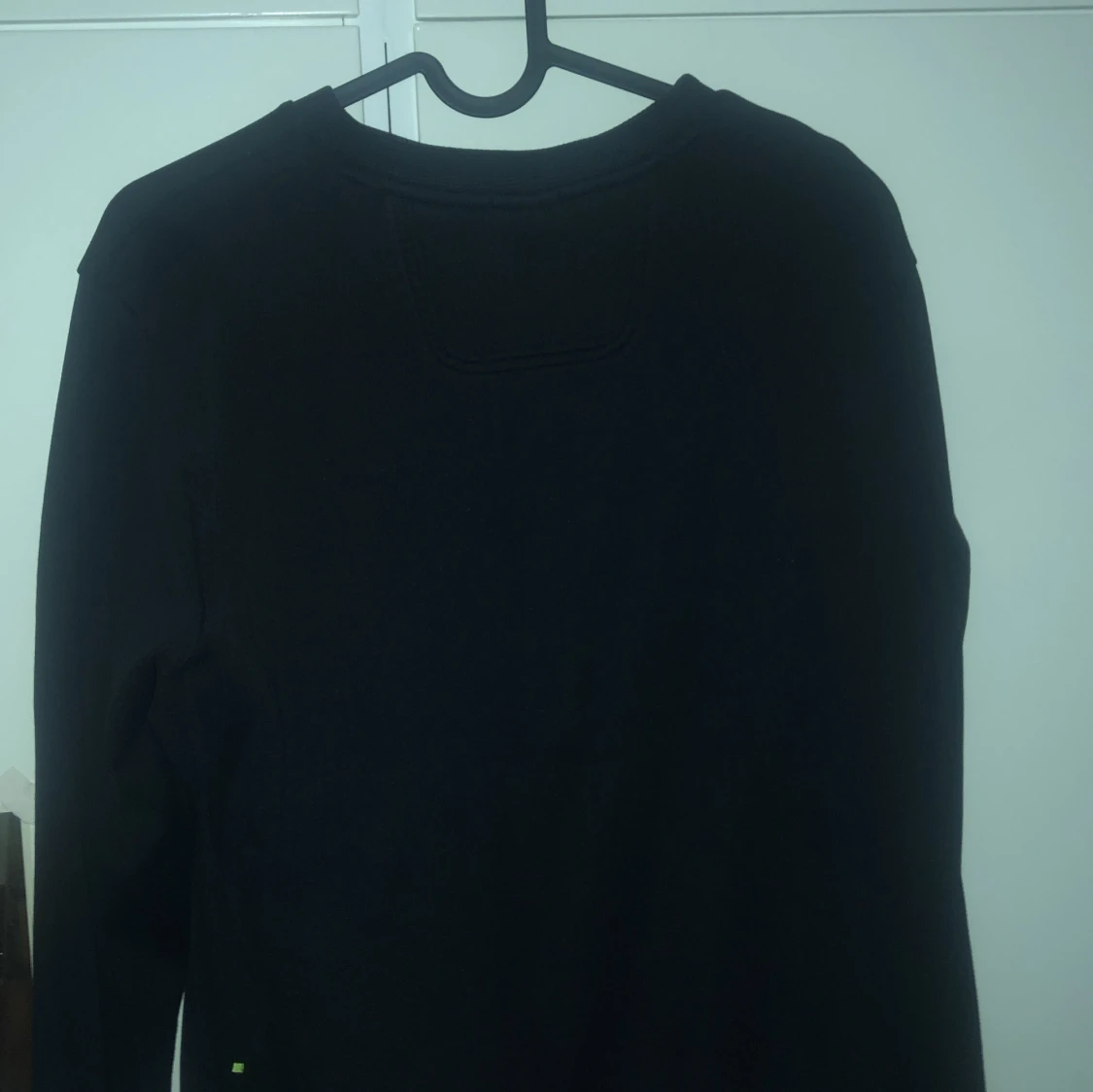 Svart sweatshirt från Hugo Boss - 1