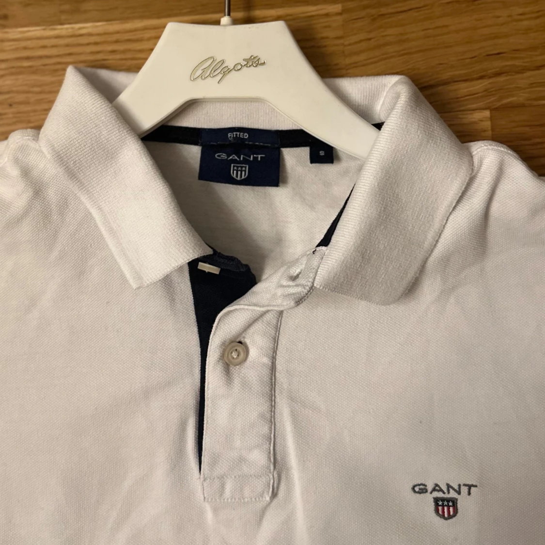 Vit GANT pikétröja med krage - 1