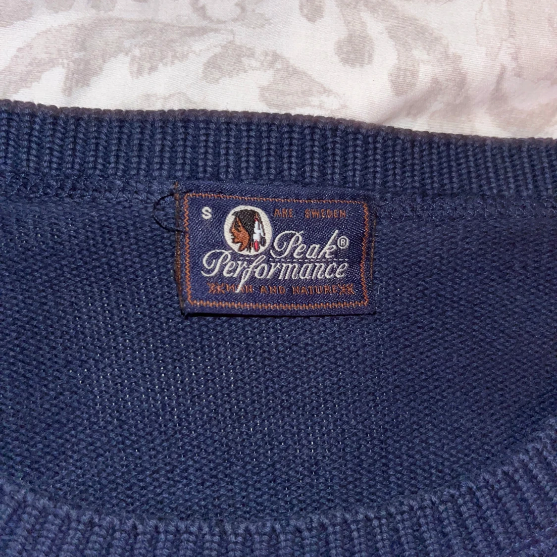 Blå stickad Peak Performance tröja - 4