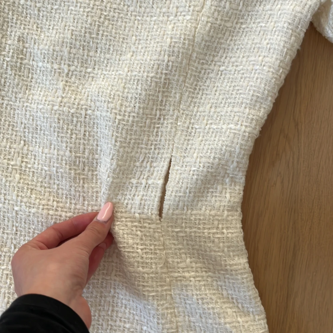 Vit kortärmad tweedklänning - 2