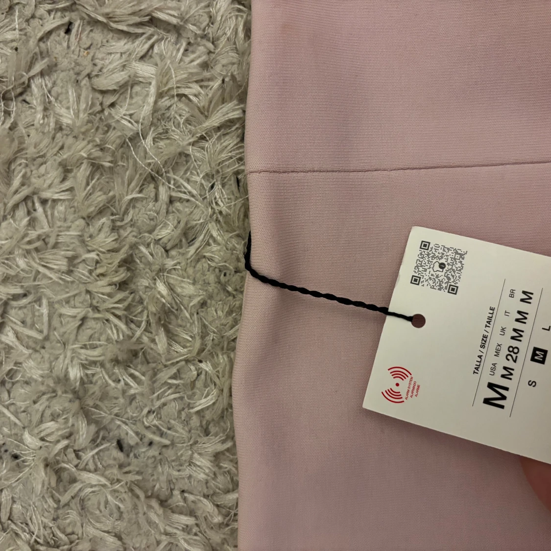 Ljusrosa axelbandslös kortklänning - 2