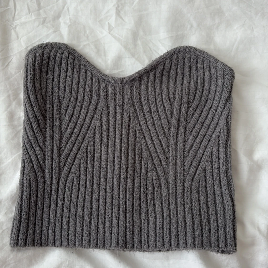 Mörkgrå stickad bandeau tubtopp - 1