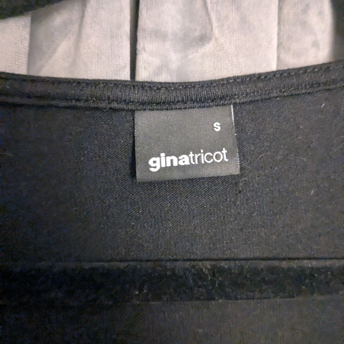 Svart långärmad knytblus Gina Tricot - 1