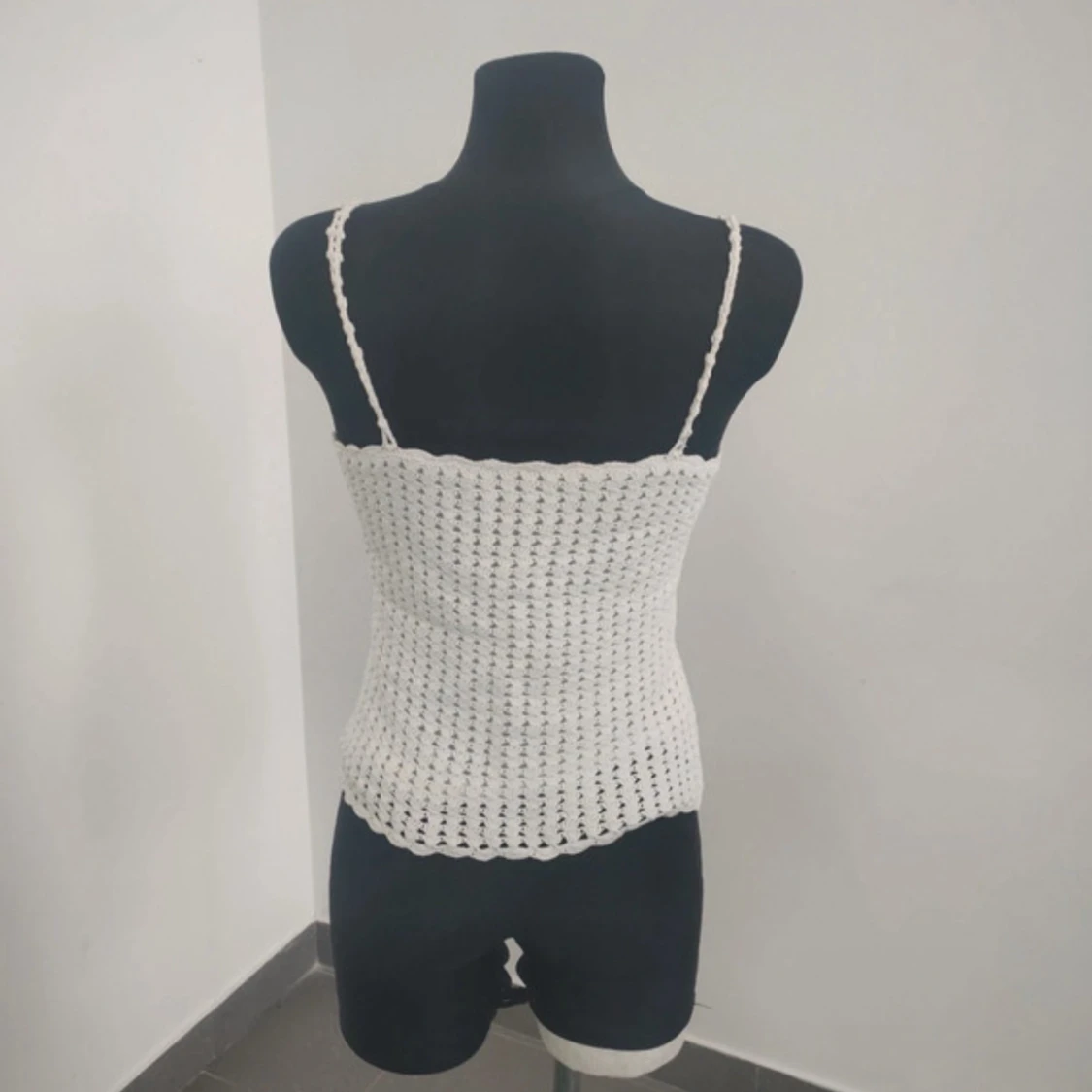 Vit virkad linnetopp - 1