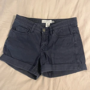 Marinblå jeansshorts - Marinblå jeansshorts🥰