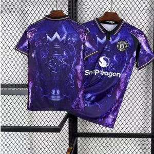 Fotbollströje-leverantör - Hej! Säljer nu en leverantör till riktigt feta fotbollströjor! Finns allt från limited edition till retro tröjor!