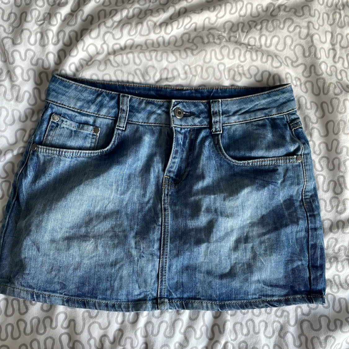 Blå jeanskjol från Vila XS