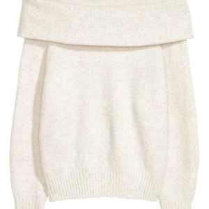 H&M  - Stickad off shoulder! jättemysig men kommer inte till användning 🤍 Beige Vit 