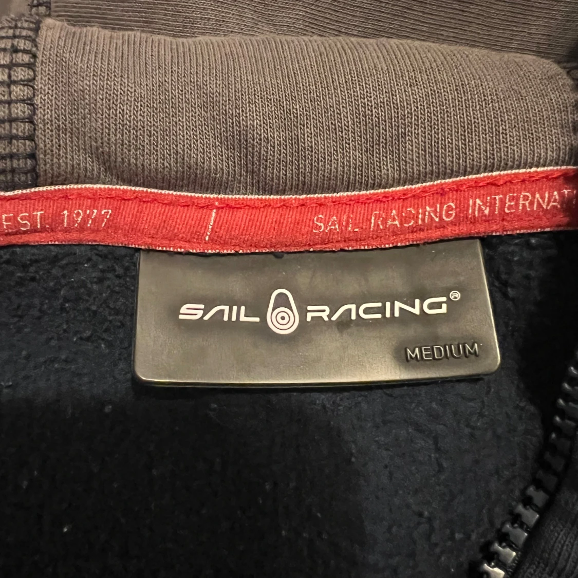 Hoodie från Sail Racing - 2