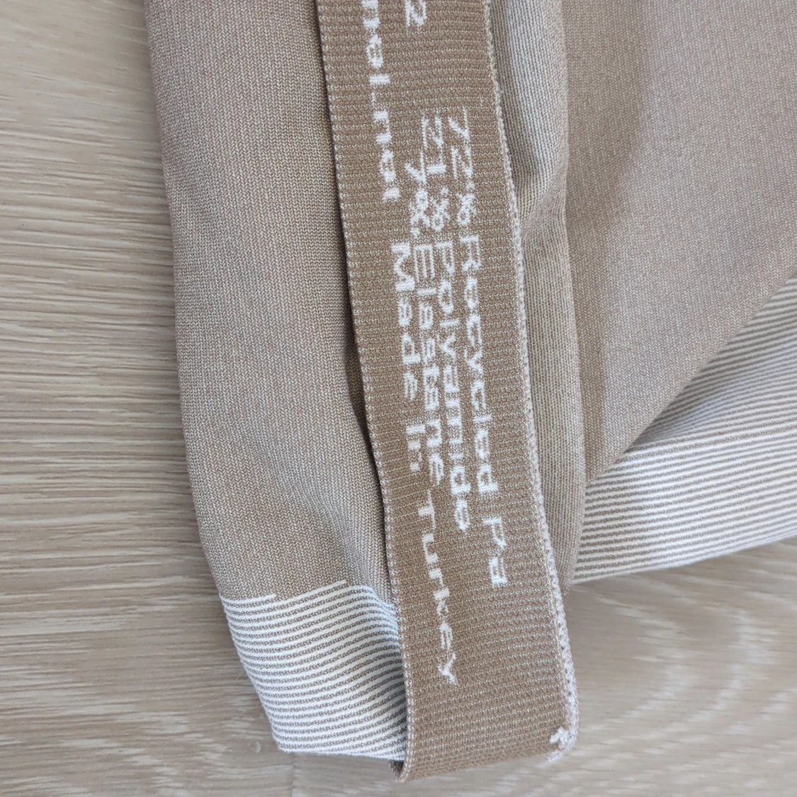 Beige långärmad träningströja Hummel - 4